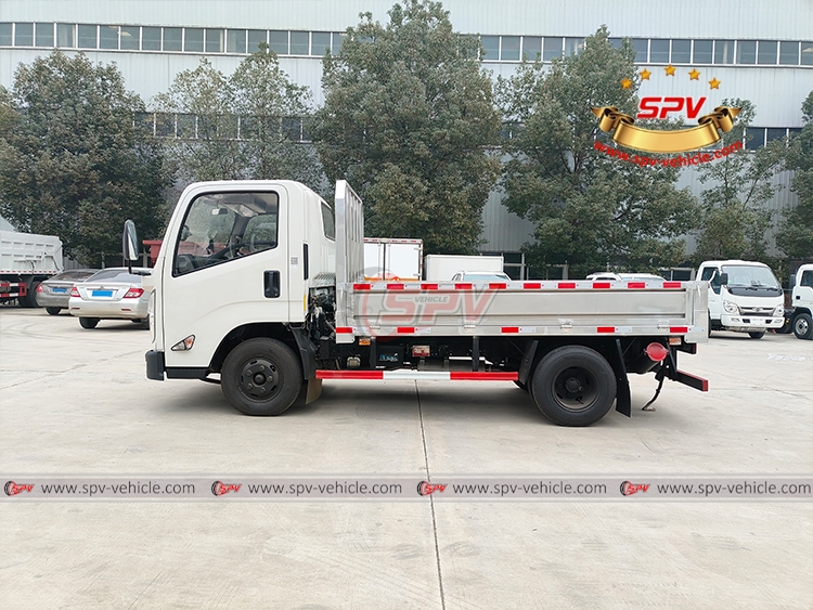 2 Tons Stainless Steel Cargo Truck JMC -L